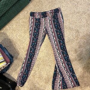 No Boundaries Flare Leggings